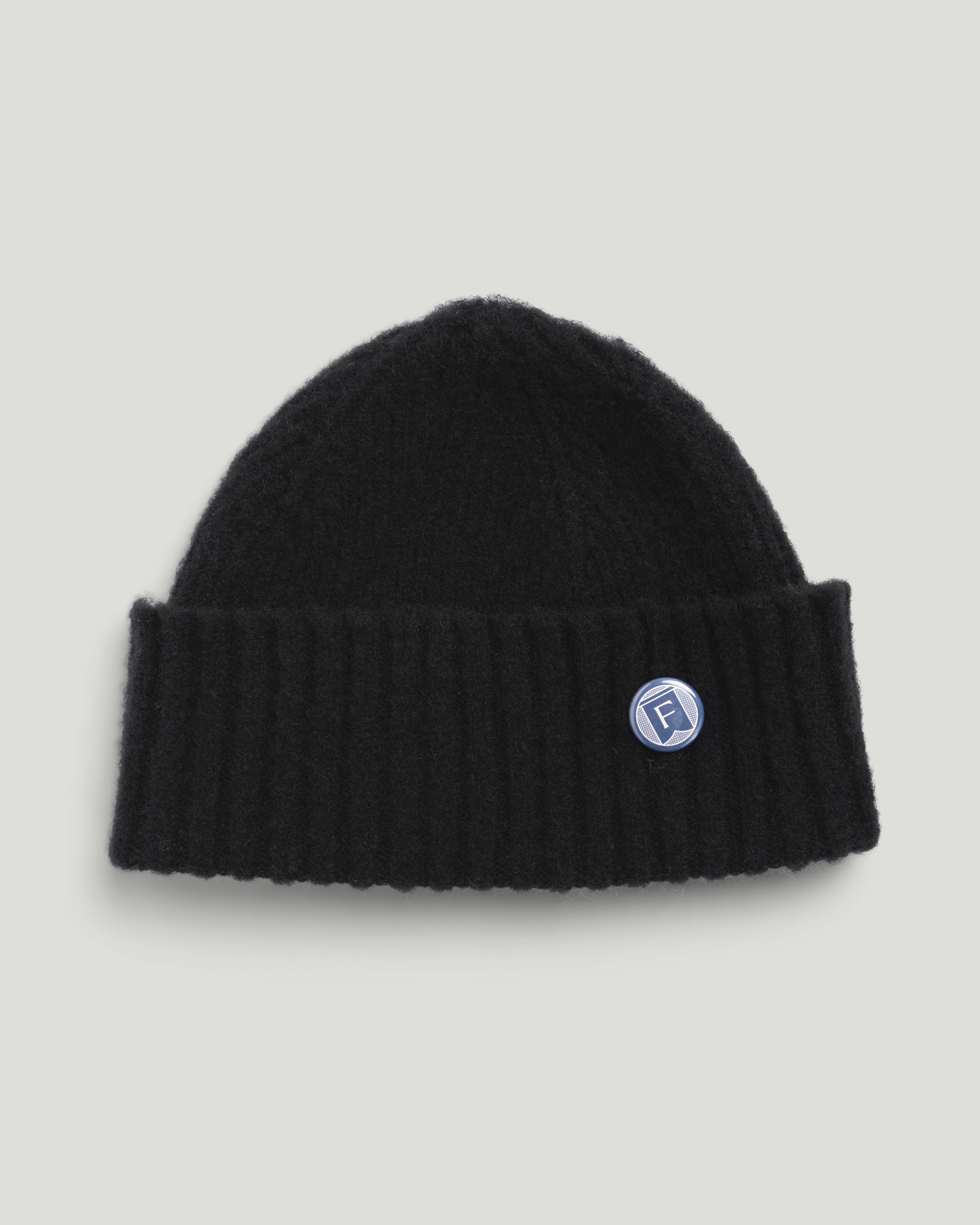 Fishtail Shaggy Beanie - Black