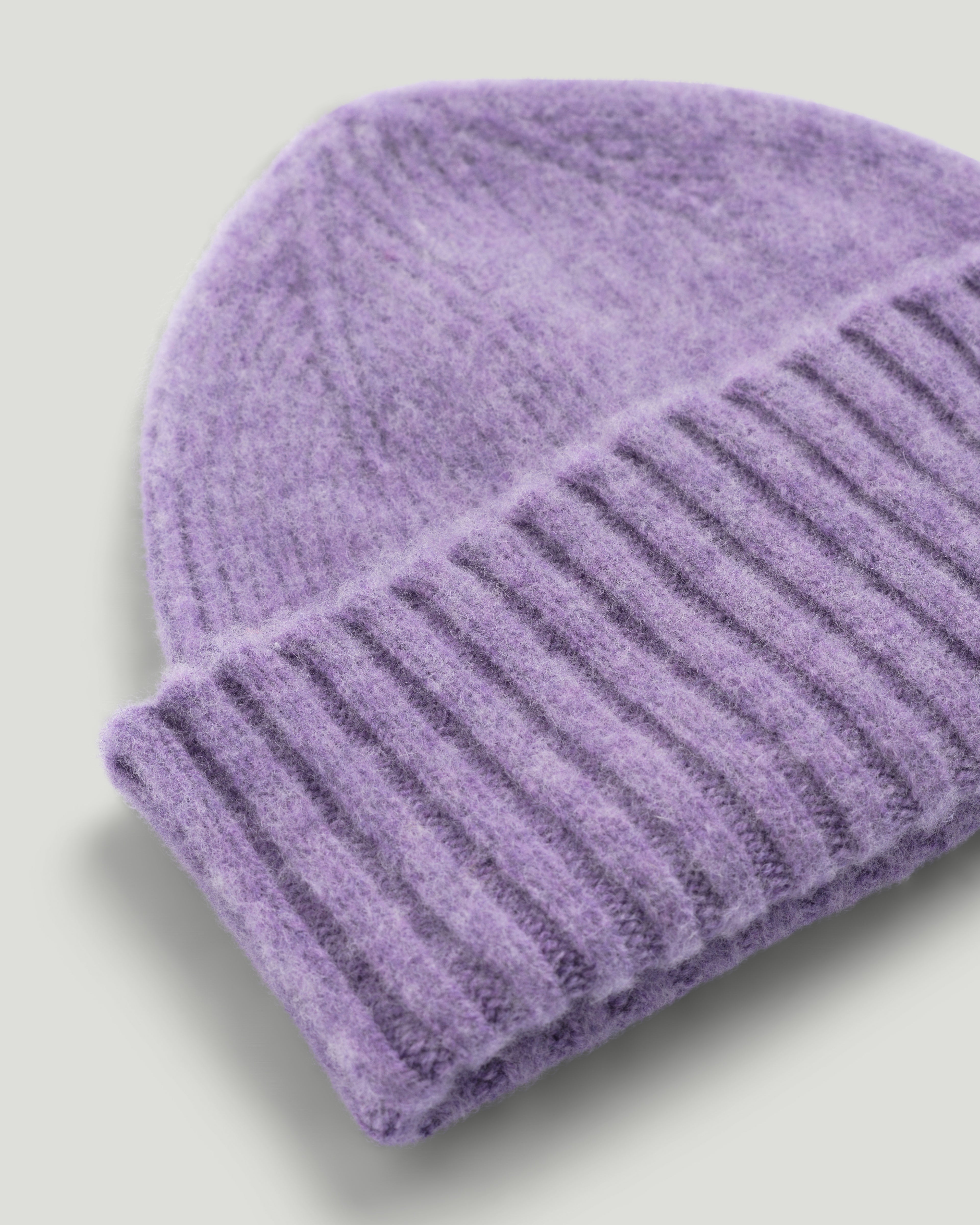 Fishtail Shaggy Beanie - Lilac