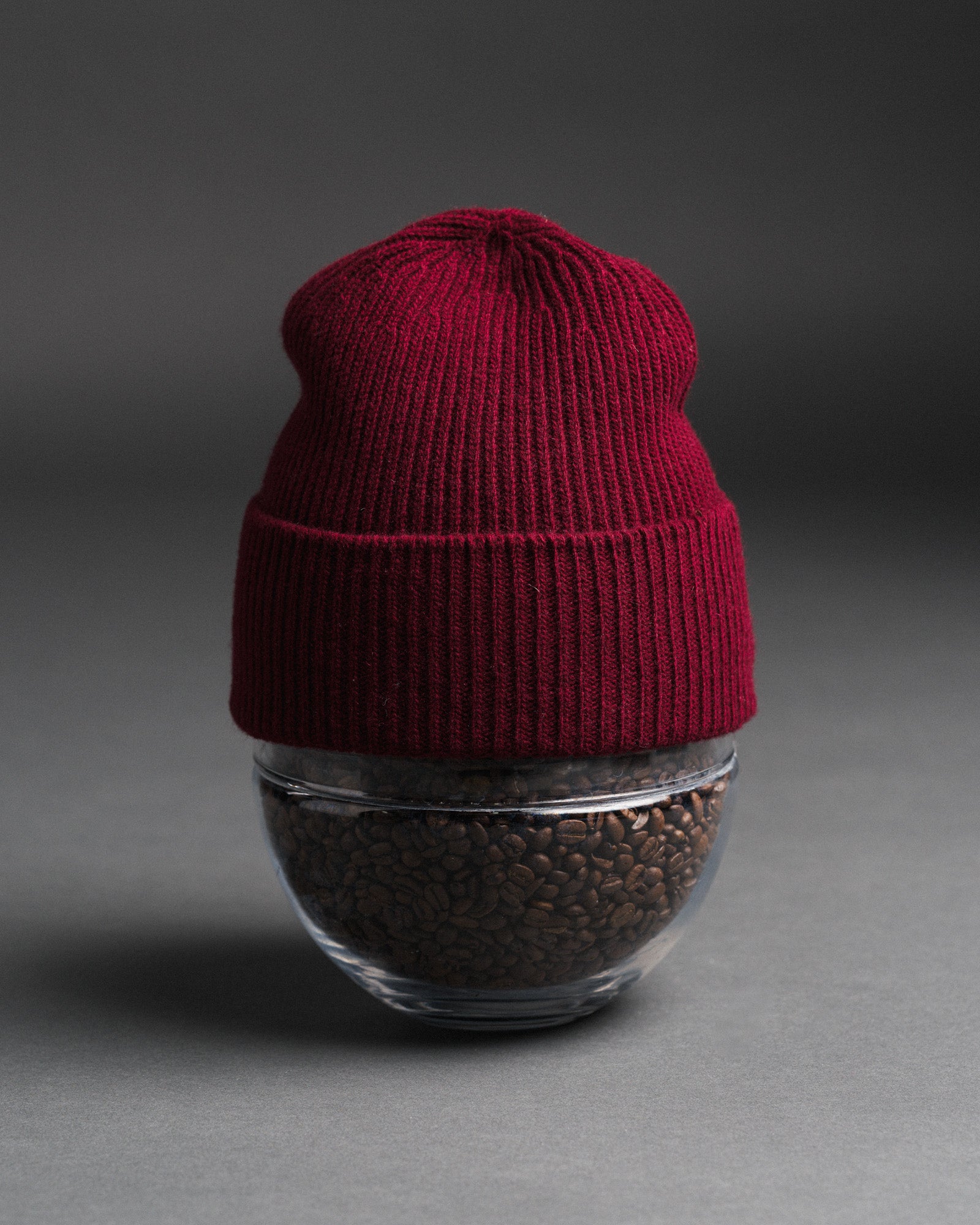 Fishtail Marina Beanie - Red wine