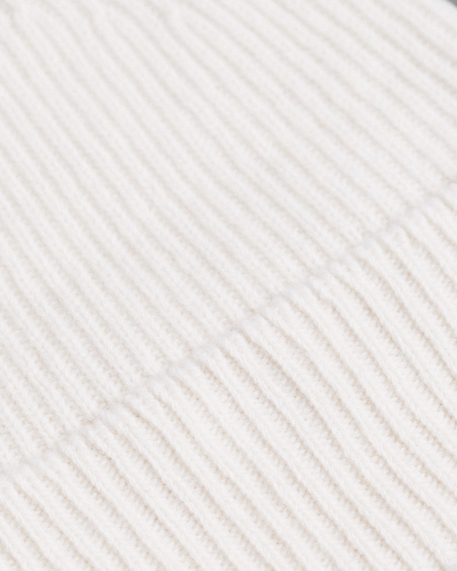 Fishtail Marina Beanie - Snow