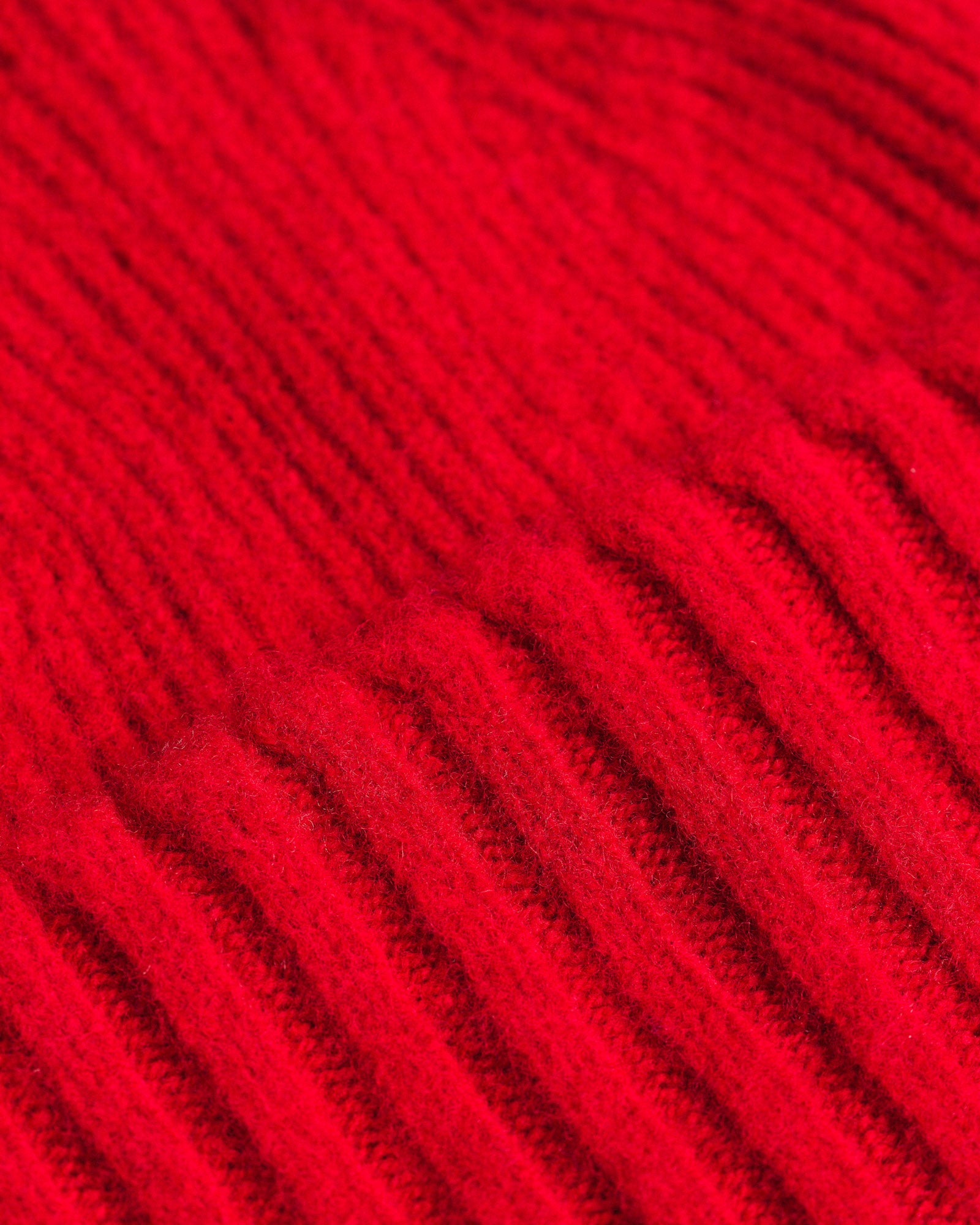 Fishtail Shaggy Beanie - Red