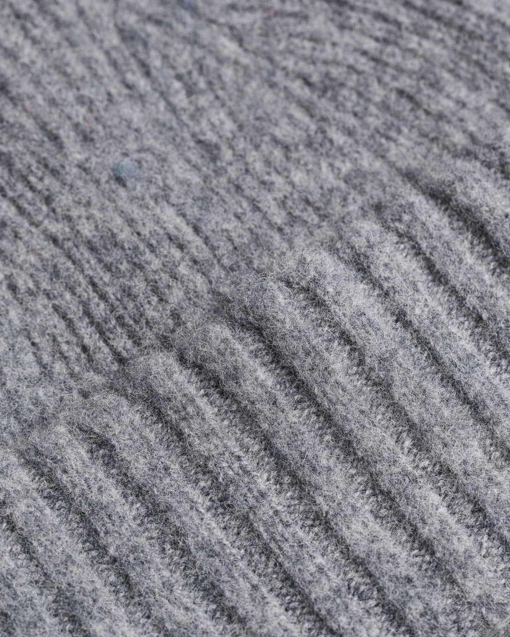 Fishtail Shaggy Beanie - Grey