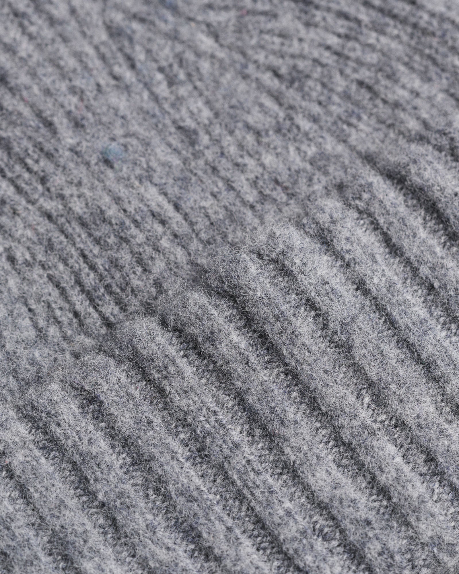 Fishtail Shaggy Beanie - Grey