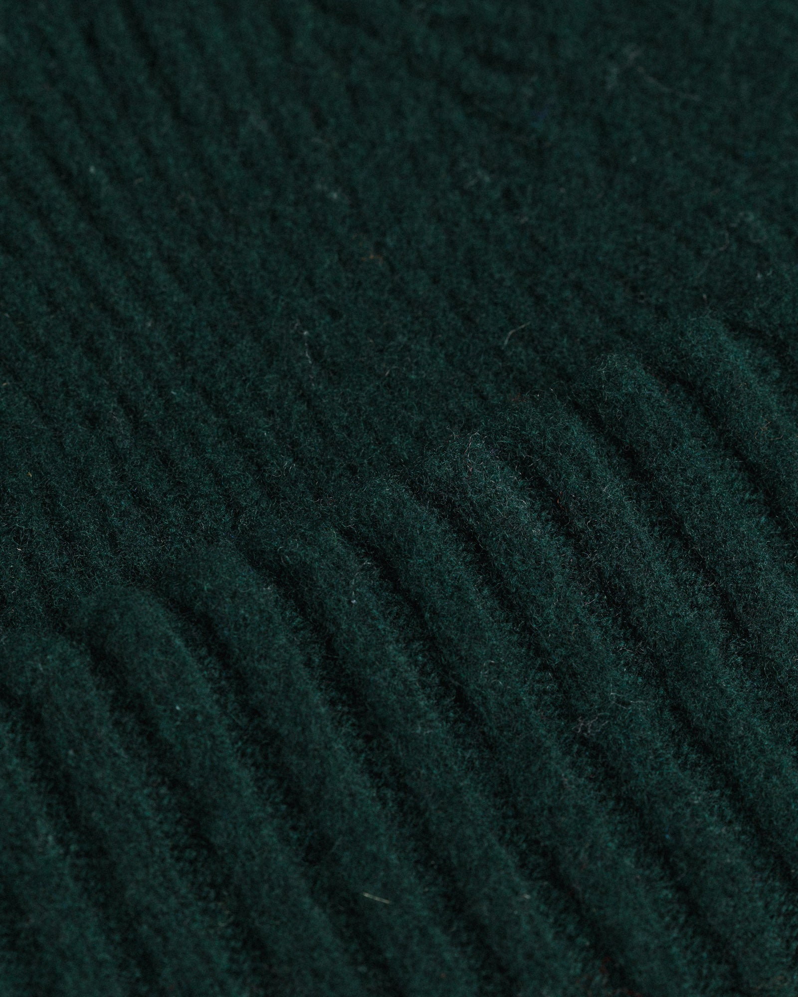 Fishtail Shaggy Beanie - Bottle Green