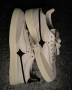 Fishtail x Garden of god Earth off white and black