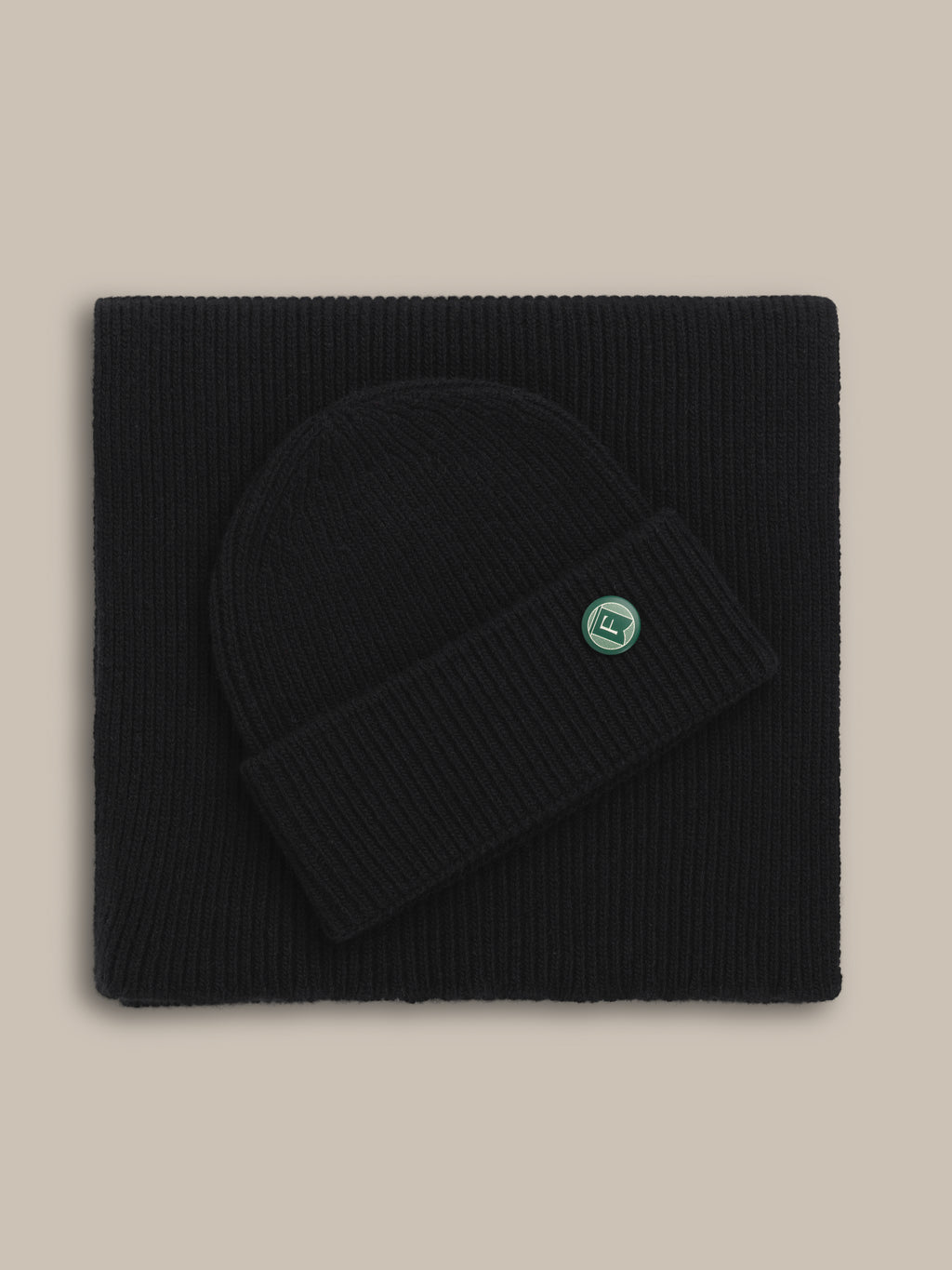 Fishtail Marina Beanie - Black