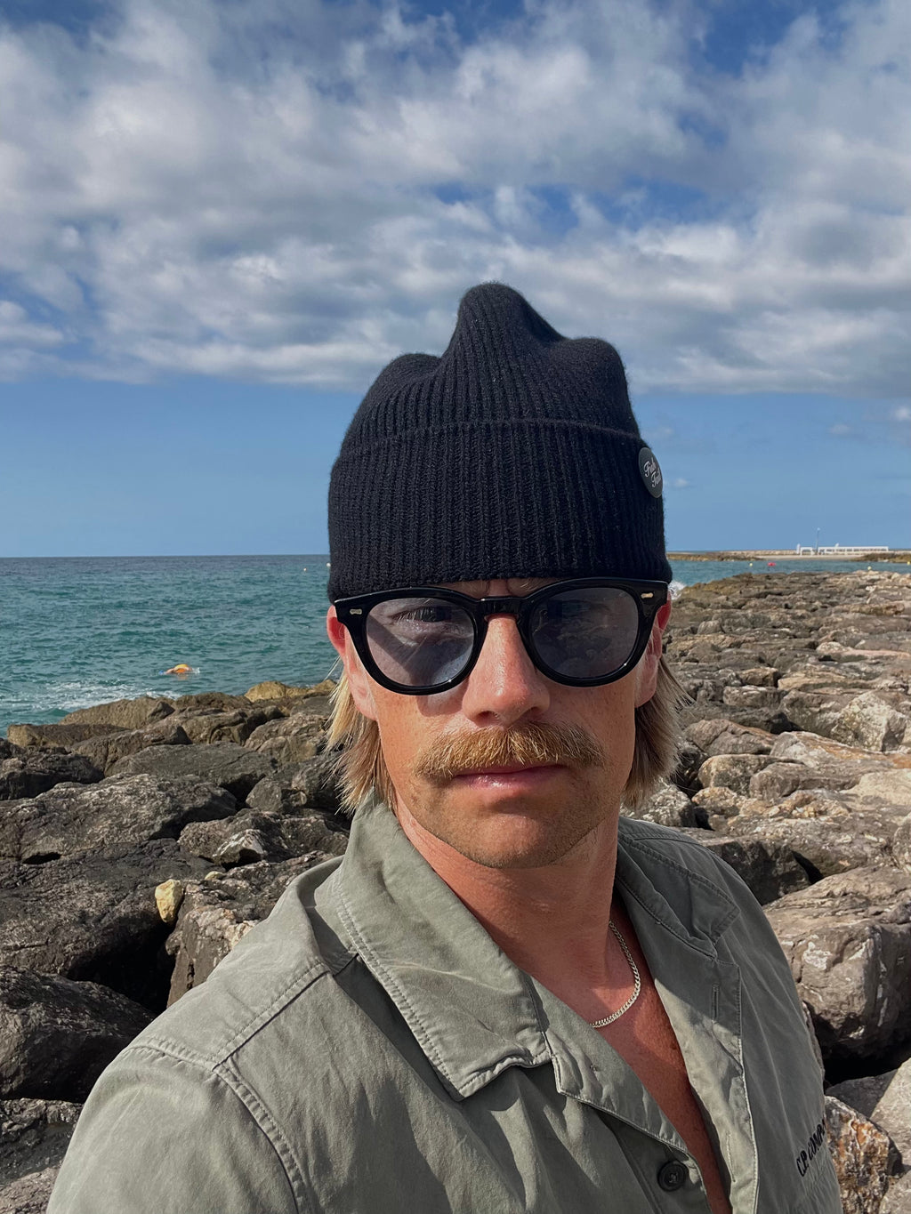 Fishtail Marina Beanie - Black